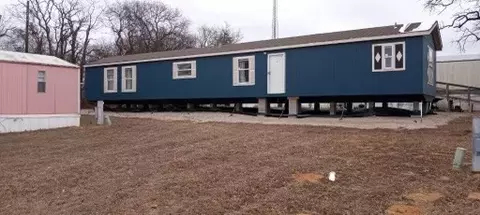 424 N Broadway St #157, Joshua, TX 76058