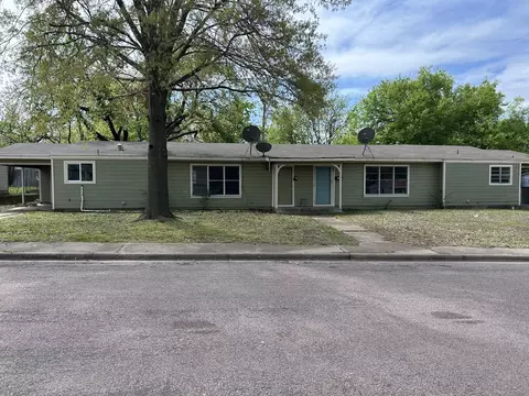 119 Vandenburg Dr, Denison, TX 75020