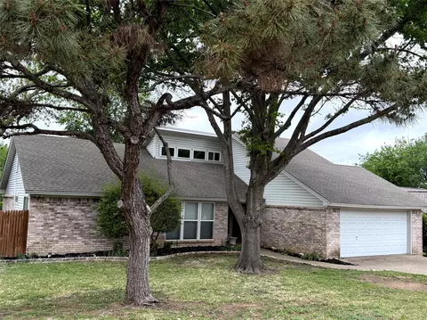 4610 Bellefontaine Ct, Arlington, TX 76017