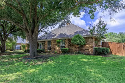 7324 Bramblewood Rd, Fort Worth, TX 76133