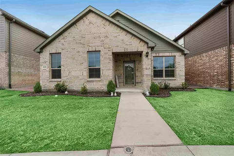 5225 Heritage St, Haltom City, TX 76117