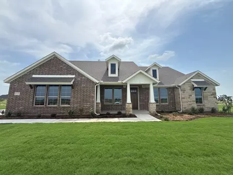 112 Aurora Ave, Valley View, TX 76272