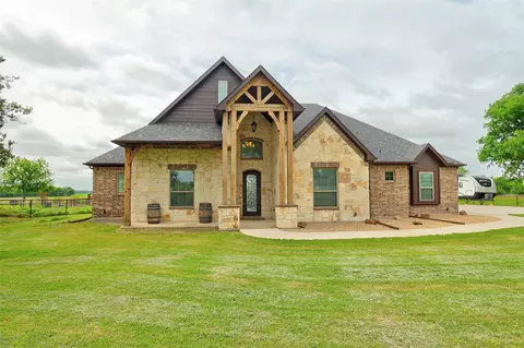 20392 County Road 637, Nevada, TX 75173