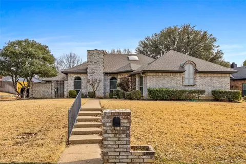 2921 Pitkin Dr, Arlington, TX 76006