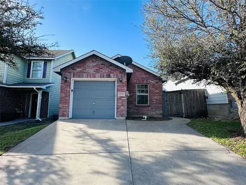 10749 Deauville Dr, Fort Worth, TX 76108