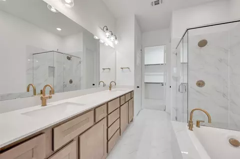 Bath - 1426 Roundup Way, Argyle, TX 76226 photo 1 of 3