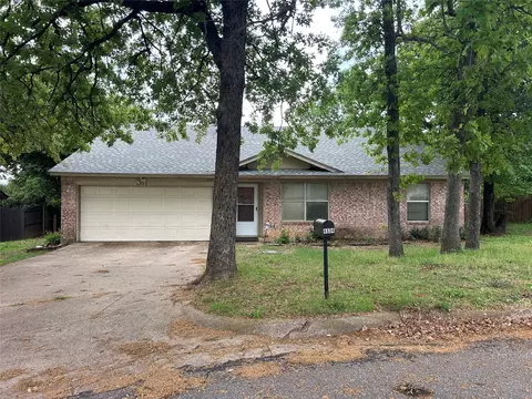 4604 Elm Branch Dr, Arlington, TX 76017