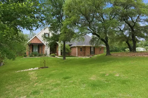 1012 Vista Hills Dr, Springtown, TX 76082