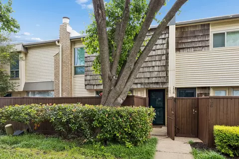 2702 Douglas Ave #127, Dallas, TX 75219