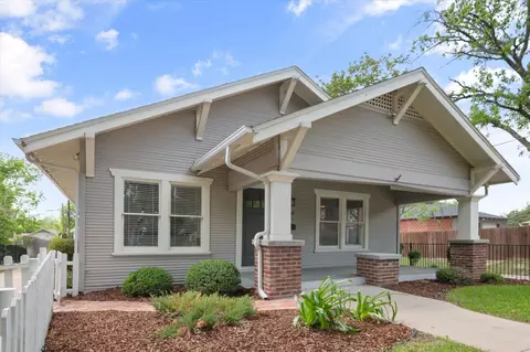 2700 College Ave, Fort Worth, TX 76110
