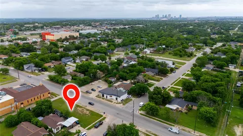 3210 Horne St, Fort Worth, TX 76107