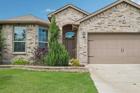 439 Helm Ln, Azle, TX 76020