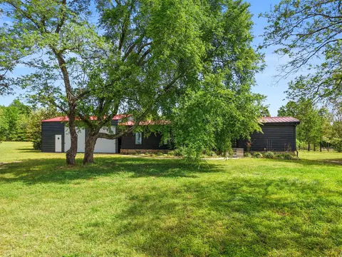 1333 Lupine Rd, Gilmer, TX 75644
