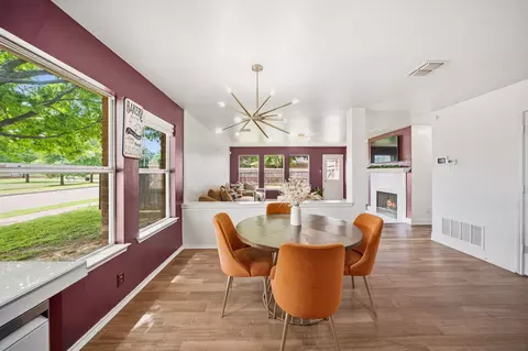 2929 Mccormick Dr, Lancaster, TX 75134