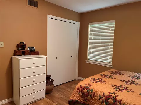 Bedroom - 2801 Rix St, Commerce, TX 75428 photo 6 of 6