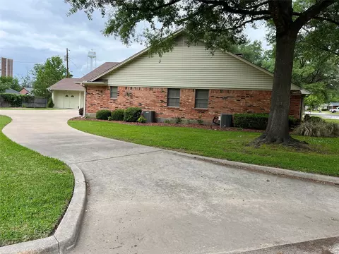 Exterior - 2801 Rix St, Commerce, TX 75428 photo 8 of 8