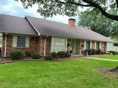 Exterior - 2801 Rix St, Commerce, TX 75428 photo 2 of 8