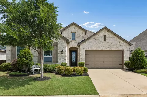 1125 Bridle Path Dr, Aubrey, TX 76227