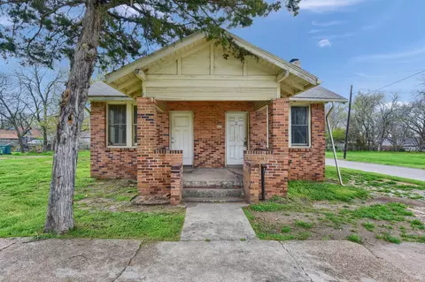 802 E Jones St, Sherman, TX 75090
