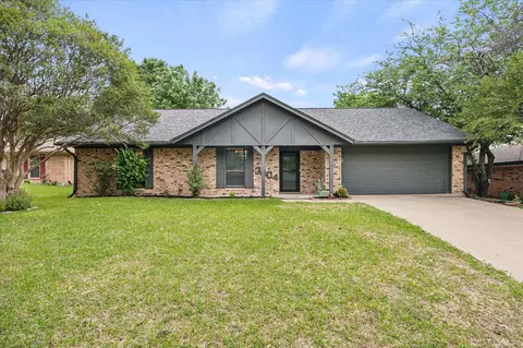 3404 Canton St, Greenville, TX 75402