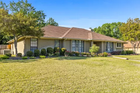 7000 Battle Creek Rd, Fort Worth, TX 76116