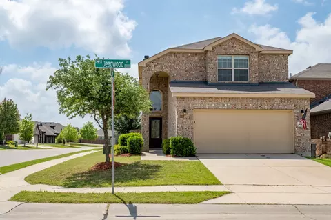 8928 Deadwood Ln, Aubrey, TX 76227