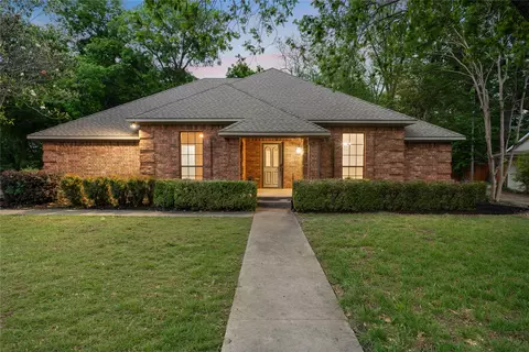 306 Westpark Dr N, Mckinney, TX 75071
