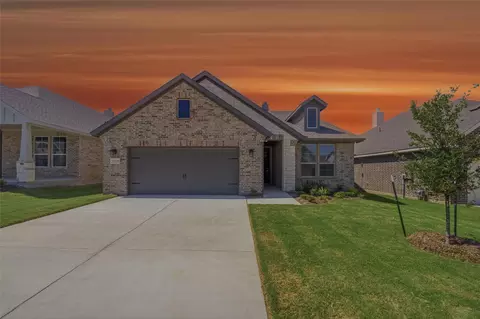 3518 Helena St, Gainesville, TX 76240