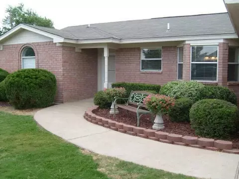3110 Shady Ln, Granbury, TX 76049