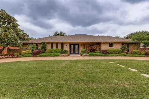 3728 Princess Ln, Dallas, TX 75229