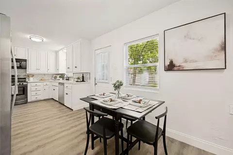 Dining - 2316 Cunningham St, Irving, TX 75062 photo 1 of 1