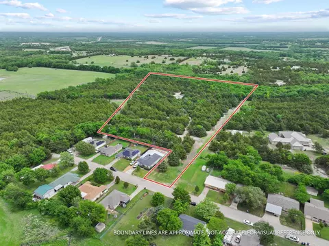 117 Donaghey St, Trenton, TX 75490