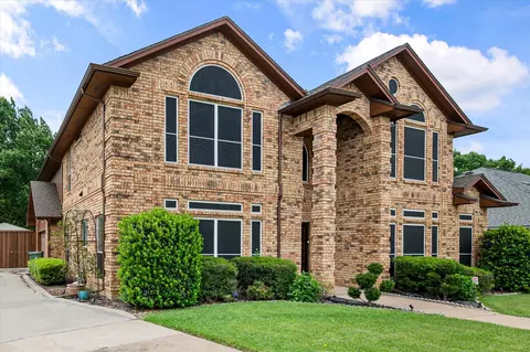 5401 Emerald Park Blvd, Arlington, TX 76017