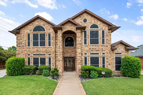 5401 Emerald Park Blvd, Arlington, TX 76017