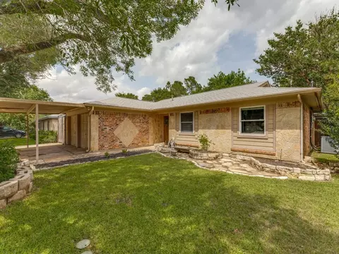 309 Georgetown Dr, Everman, TX 76140
