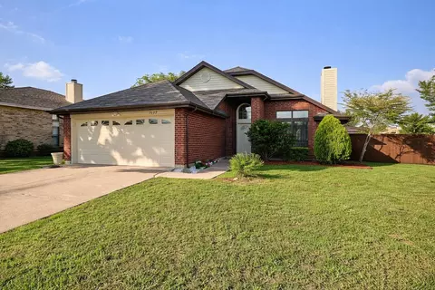 7609 Clairmont Ave, Rowlett, TX 75089