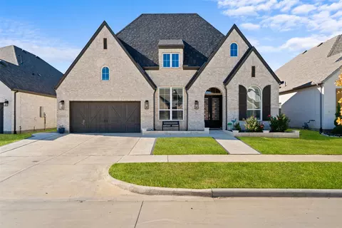 216 Shetland Ln, Northlake, TX 76247