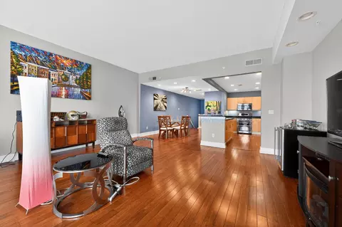 5055 Addison Cir #713, Addison, TX 75001
