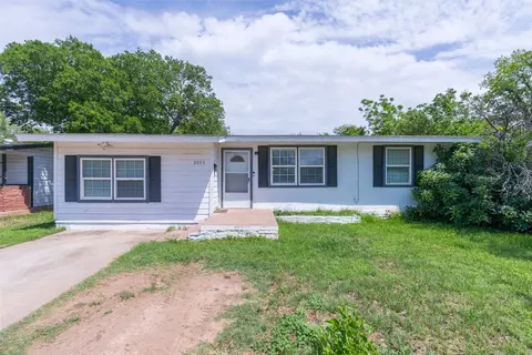 2057 Barrow St, Abilene, TX 79605