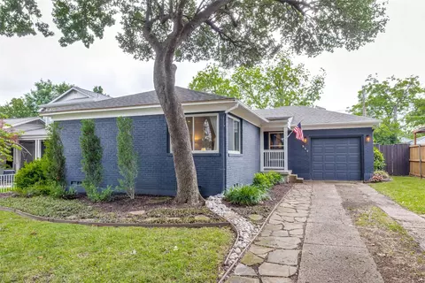 559 Aqua Dr, Dallas, TX 75218