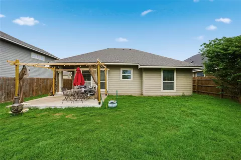 Exterior - 10808 Aurora Dr, Waco, TX 76708 photo 6 of 6