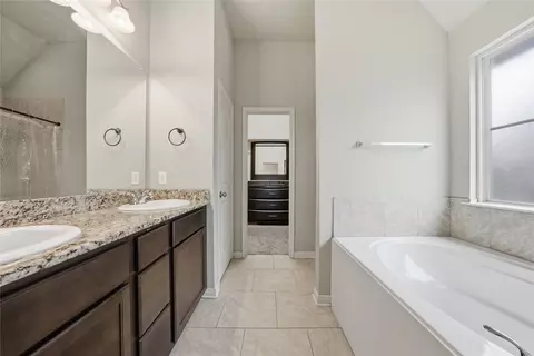 Entry Way - 10808 Aurora Dr, Waco, TX 76708 photo 2 of 2