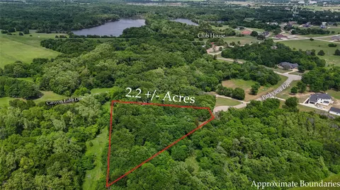 2110 Parkview Dr, Wills Point, TX 75169