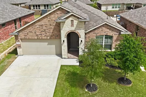 2369 Briscoe Ranch Dr, Weatherford, TX 76087