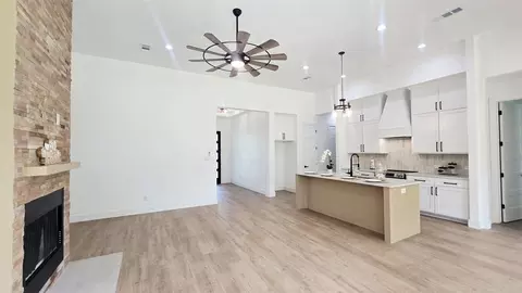 Other - 1106 E Sixth St, Springtown, TX 76082 photo 2 of 5