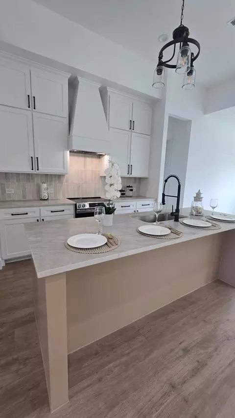 Kitchen - 1106 E Sixth St, Springtown, TX 76082 photo 1 of 7
