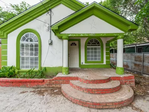 1228 Valley St, Dallas, TX 75203