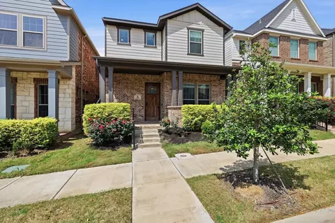 241 Harbor Hills Dr, Flower Mound, TX 75028