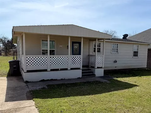 211 Sperry Ln, Red Oak, TX 75154