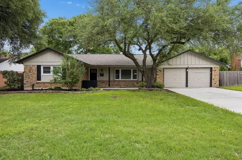 5805 Wedgmont Cir N #N, Fort Worth, TX 76133